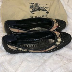 Burberry Haymarket Brogue Ballerina Flats🖤💛